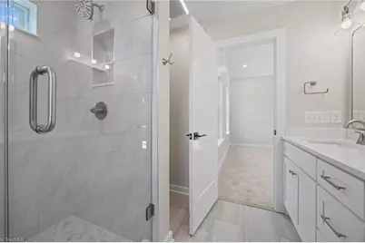 207 E Parker Street, Graham, NC 27253 - Photo 34