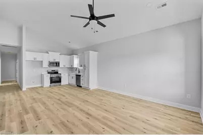 5089 Leeshire Way, Winston-Salem, NC 27106 - Photo 4