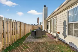 3960 Cobblestone Bend Dr, High Point, NC 27265 - Photo 26