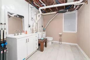 18 Pershing St, Thomasville, NC 27360 - Photo 44