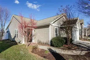 5783 Misty Hill Cir, Clemmons, NC 27012 - Photo 2