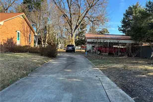 232 5th St, Lexington, NC 27292 - Photo 4