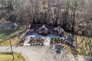 172 Laurel Mountain Rd, North Wilkesboro, NC 28659 - Photo 8