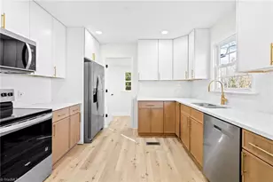 1020 Lakeside Ave, Burlington, NC 27217 - Photo 8