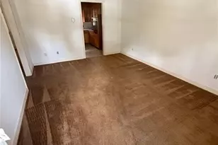 115 Forsyth St, Thomasville, NC 27360 - Photo 2