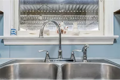 7300 Prentiss Road, Greensboro, NC 27409 - Photo 12