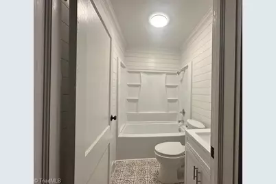 7280 Dennis Road, Walnut Cove, NC 27052 - Photo 28