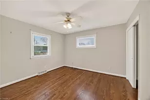 2019 Phillips Ave, Greensboro, NC 27405 - Photo 18