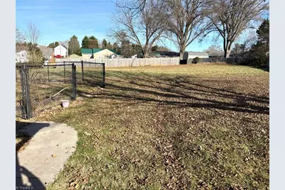 605 Bessie Street, Kernersville, NC 27284 - Photo 18