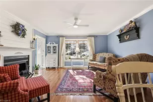 3 Brownstone Ln, Greensboro, NC 27410 - Photo 6