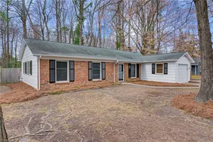 5105 Amberhill Dr, Greensboro, NC 27455 - Photo 4