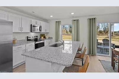 308 Aspen Place Court, Thomasville, NC 27360 - Photo 14