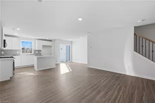 127 Plumtree Ct, King, NC 27021 - Photo 6