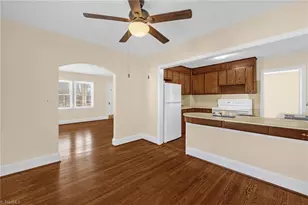 916 Forest St, Reidsville, NC 27320 - Photo 10