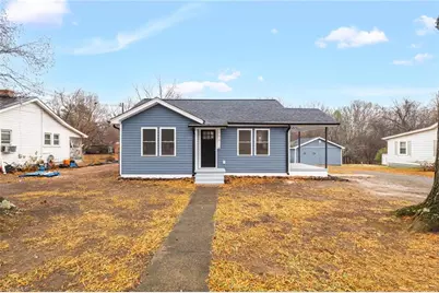 1107 Walnut Street, Reidsville, NC 27320 - Photo 2