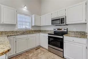 4572 Bottoms Rock Ln, Pfafftown, NC 27040 - Photo 10
