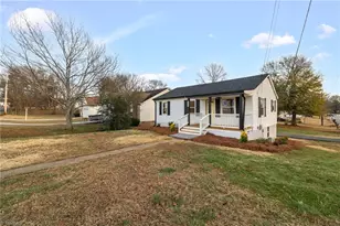 800 Essex Rd, Winston-Salem, NC 27105 - Photo 2
