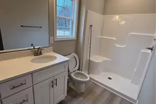 1015 Fairfield Dr, Yadkinville, NC 27055 - Photo 8