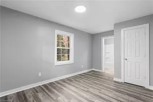 424 Rocky Knoll Rd, Greensboro, NC 27406 - Photo 12