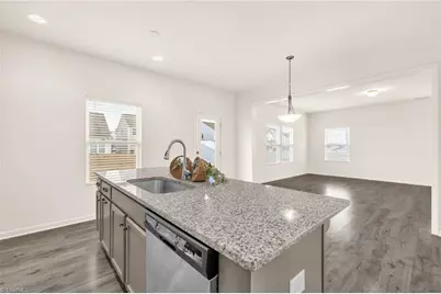 5822 Springer Drive, Greensboro, NC 27405 - Photo 12