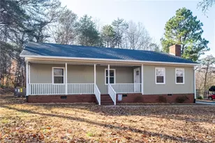 955 Lyndon Ln, Haw River, NC 27258 - Photo 2