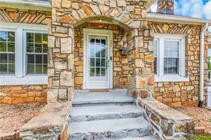 335 N Bridge St, Jonesville, NC 28642 - Photo 4