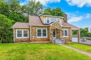 335 N Bridge St, Jonesville, NC 28642 - Photo 2