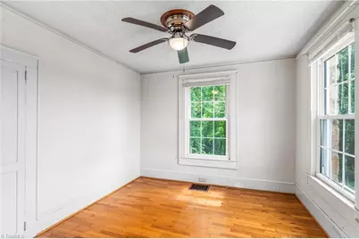 335 N Bridge Street, Jonesville, NC 28642 - Photo 18