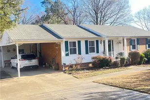 1901 Alderwood Dr, Greensboro, NC 27409 - Photo 2