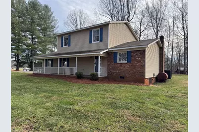 656 Hills Presbyterian Church Road, Pilot Mountain, NC 27041 - Photo 4