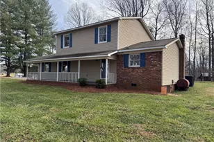 656 Hills Presbyterian Church Rd, Pilot Mountain, NC 27041 - Photo 4