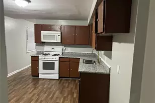 4223 Oak Ridge Dr, Winston-Salem, NC 27105 - Photo 2