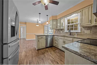 1706 Lazy Lane, High Point, NC 27265 - Photo 20