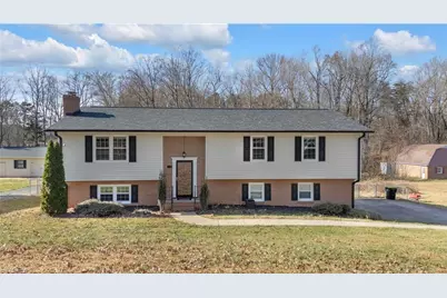 176 Farmbrooke Lane, Winston-Salem, NC 27127 - Photo 2