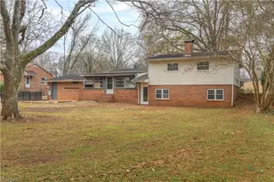 5251 Silas Creek Pkwy, Winston-Salem, NC 27106 - Photo 8