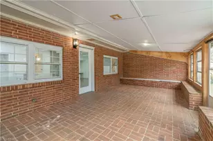 5251 Silas Creek Pkwy, Winston-Salem, NC 27106 - Photo 12