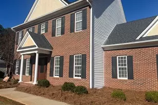 129 Walnut Ave, Yadkinville, NC 27055 - Photo 4