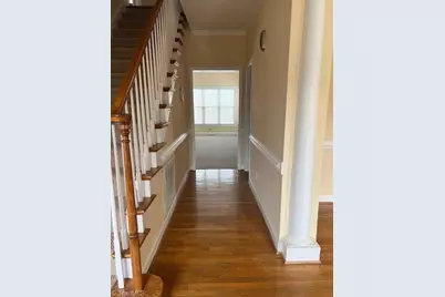 129 Walnut Avenue, Yadkinville, NC 27055 - Photo 18
