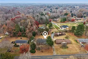 4407 Bromley Dr, Greensboro, NC 27406 - Photo 40