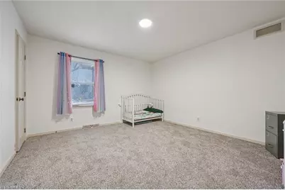 4407 Bromley Drive, Greensboro, NC 27406 - Photo 20