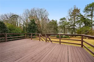 4407 Bromley Dr, Greensboro, NC 27406 - Photo 34