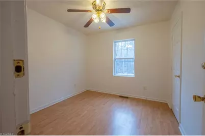 4647 Ogburn Avenue, Winston-Salem, NC 27105 - Photo 14