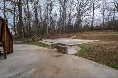 4647 Ogburn Avenue, Winston-Salem, NC 27105 - Photo 36