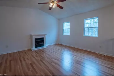 4647 Ogburn Avenue, Winston-Salem, NC 27105 - Photo 4