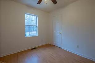 4647 Ogburn Ave, Winston-Salem, NC 27105 - Photo 16