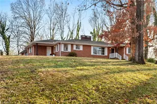 138 Devonway St, Eden, NC 27288 - Photo 32