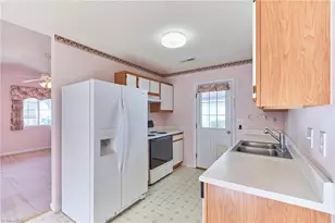 2625 Stratford Lake Rd, Winston-Salem, NC 27103 - Photo 10