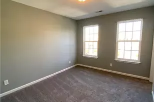 46 Ledgerstone Ln, Greensboro, NC 27407 - Photo 18