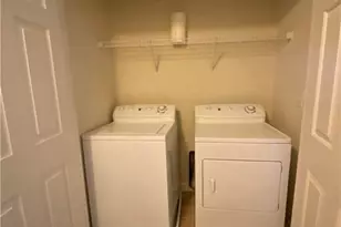 46 Ledgerstone Ln, Greensboro, NC 27407 - Photo 12