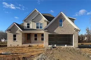 7609 Sir William Dr, Kernersville, NC 27284 - Photo 1